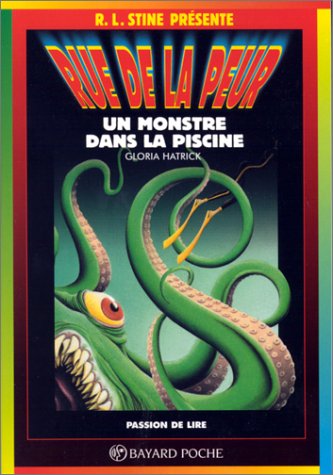 un monstre dans la piscine