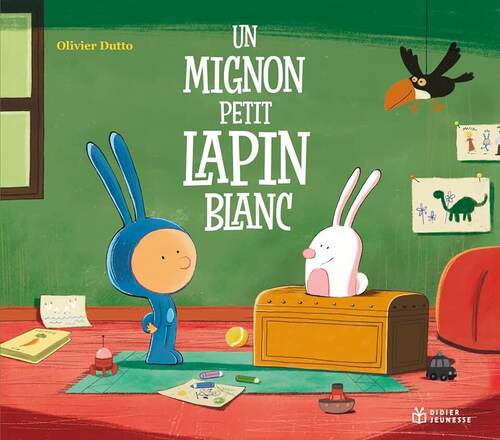 un mignon petit lapin blanc  