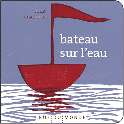 bateau sur l'eau
