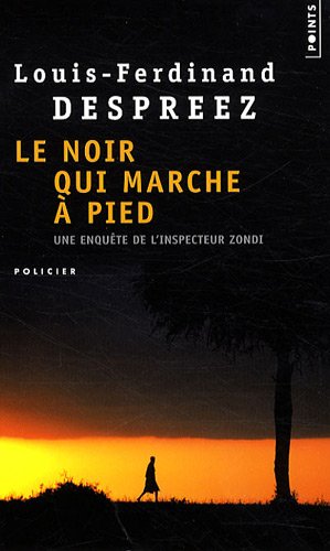 le noir qui marche à pied  